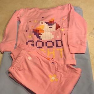 NEW Girls Snug Fit Pixel Unicorn pajamas set 4T